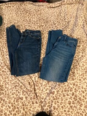 Old Navy Bundle Of 2 Skinny Jeans Size 00
